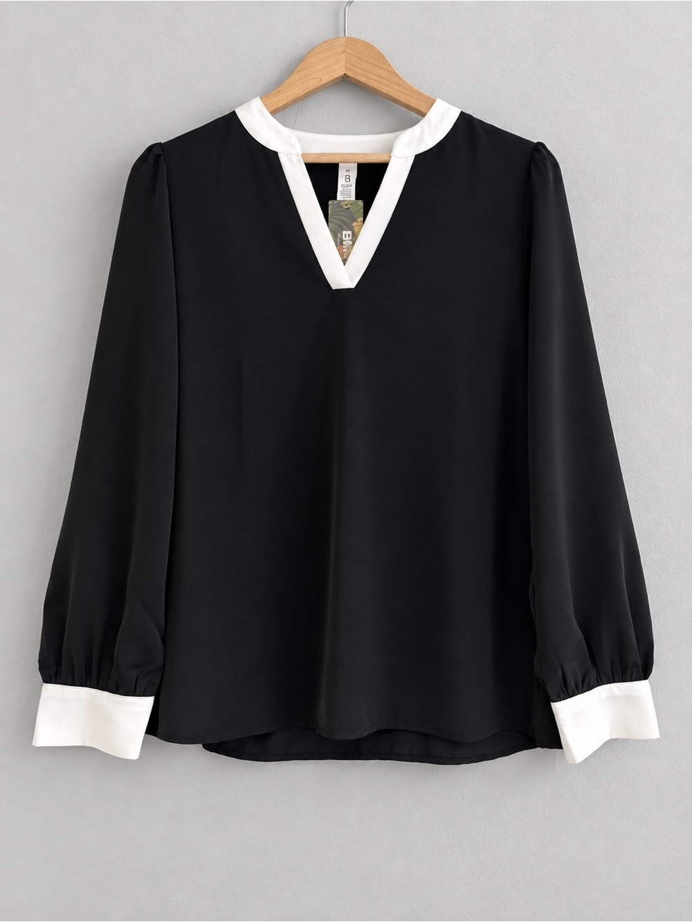 BMJL Women’s Medium Black White Contrast Trim Balloon Sleeve Blouse Top NWT